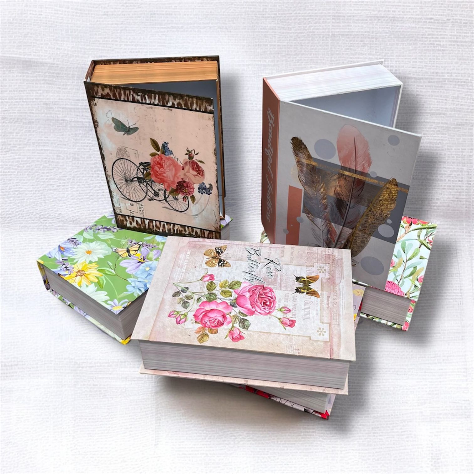 Cutie decorativa - tip carte
