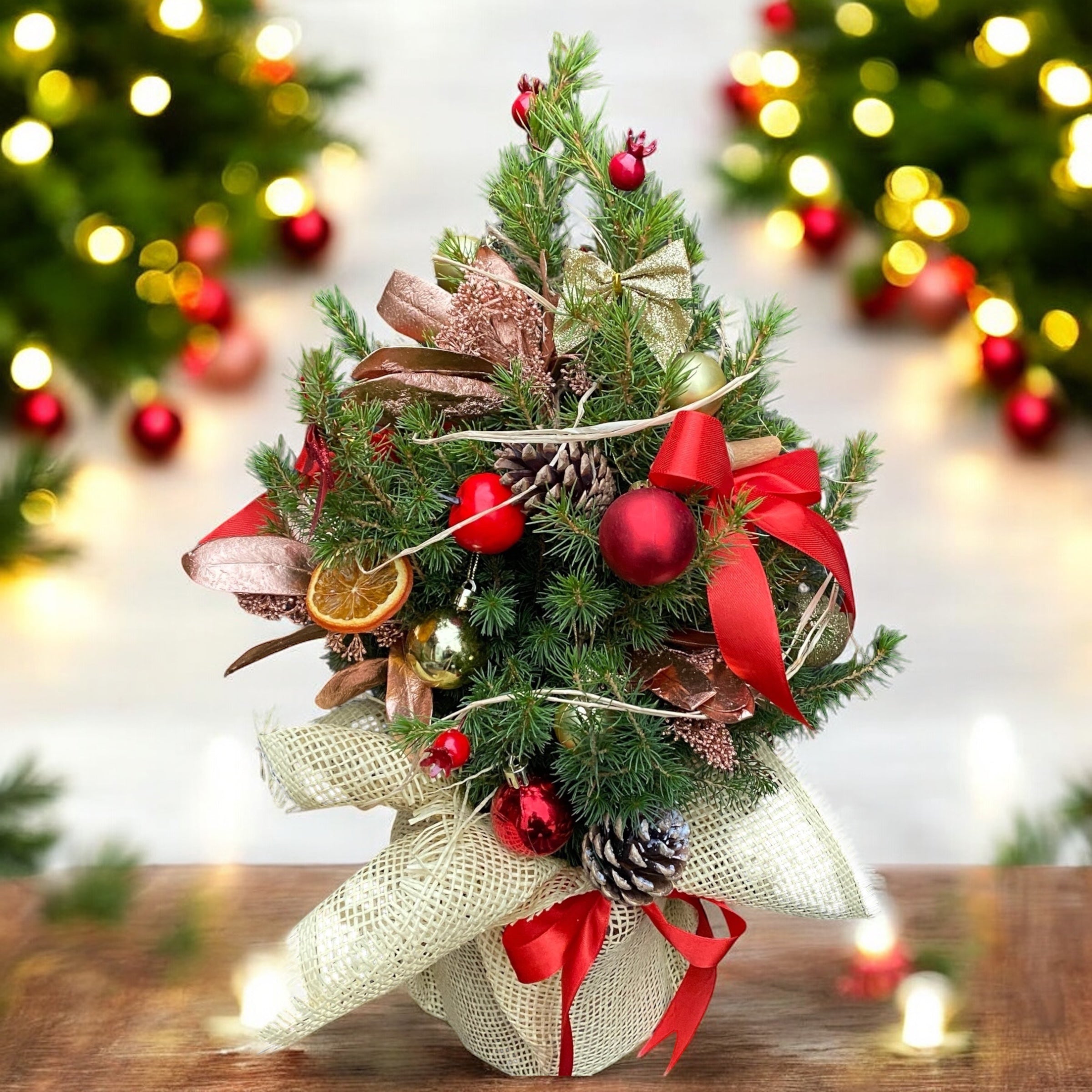 Brad ‘Golden Magical’ – koristeltu luonnollinen asetelma, valmis lahjaksi