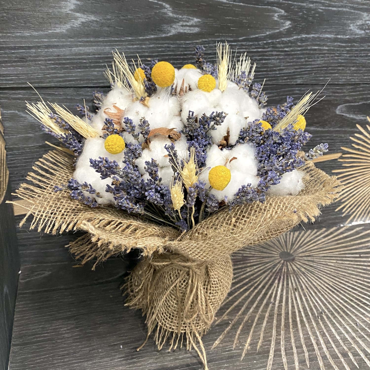 Buchet cununie rustic spice de grau, bumbac si craspedia