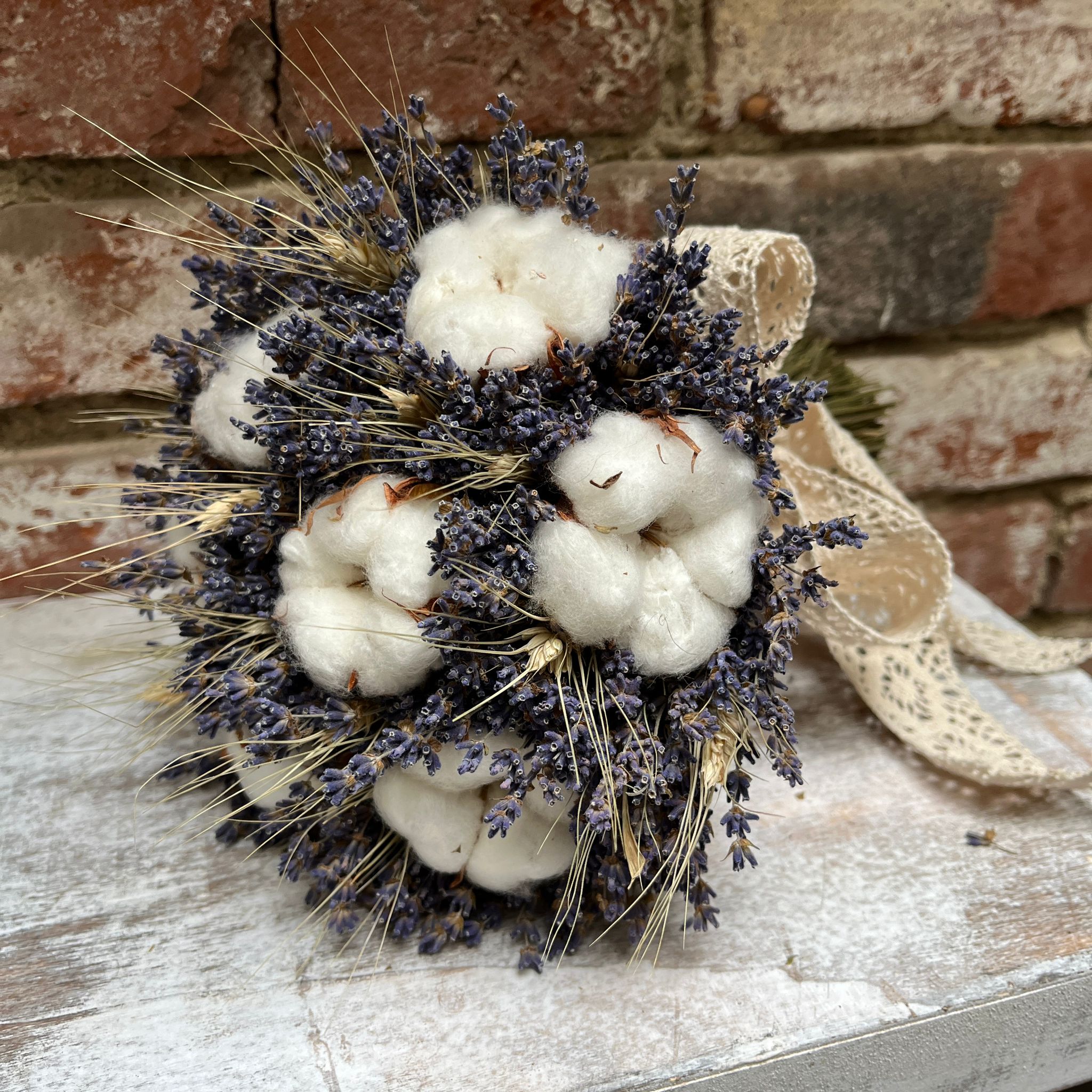 Buchet special din lavanda, spice de grau si flori de bumbac