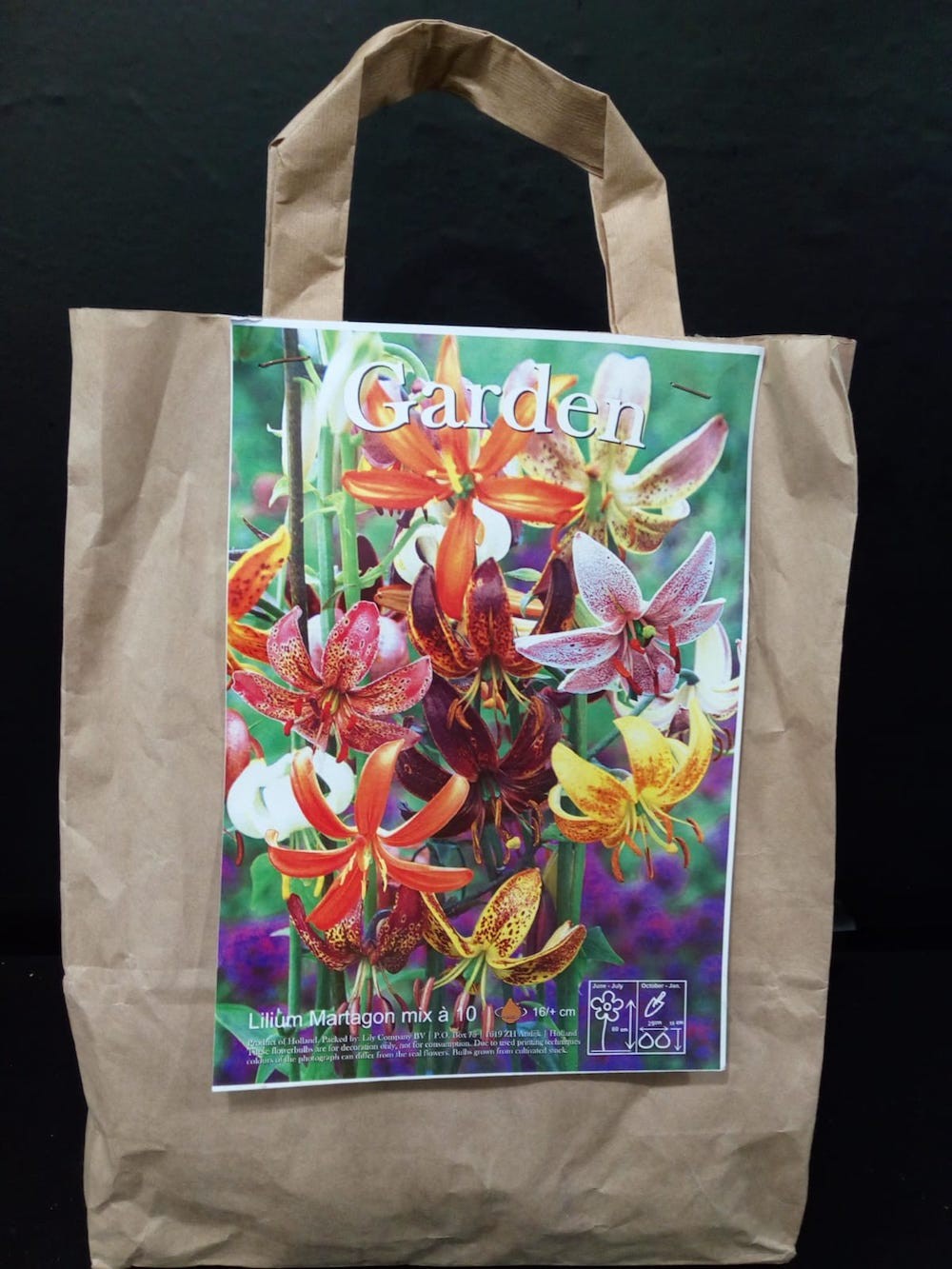 Set de 10 bulbi crini orientali de gradina, mix de specii, pret atractiv